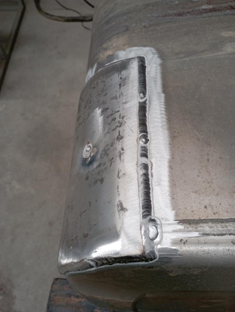 Reparación depósitos de aluminio